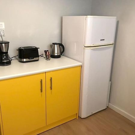 Kyparissia Cozy Flat - 5Mins Walking From Beach Apartment Bagian luar foto